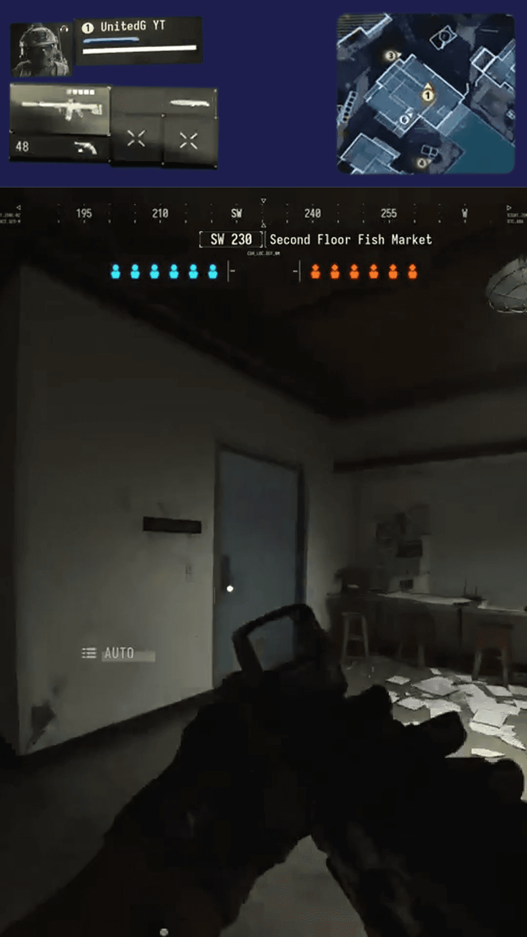 Call of Duty Modern Warfare 4 vertical Short layout showing minimap on the right and weapon & HP on the left of the top panel